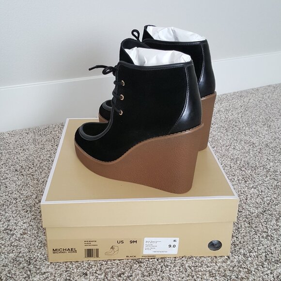 NWT Michael Kors Rye Suede Leather Wedge Ankle Boot Bootie Black 9 - Picture 9 of 11